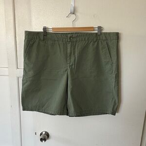 Boyfriend Roll-Up Khakis by Gap. Size 20